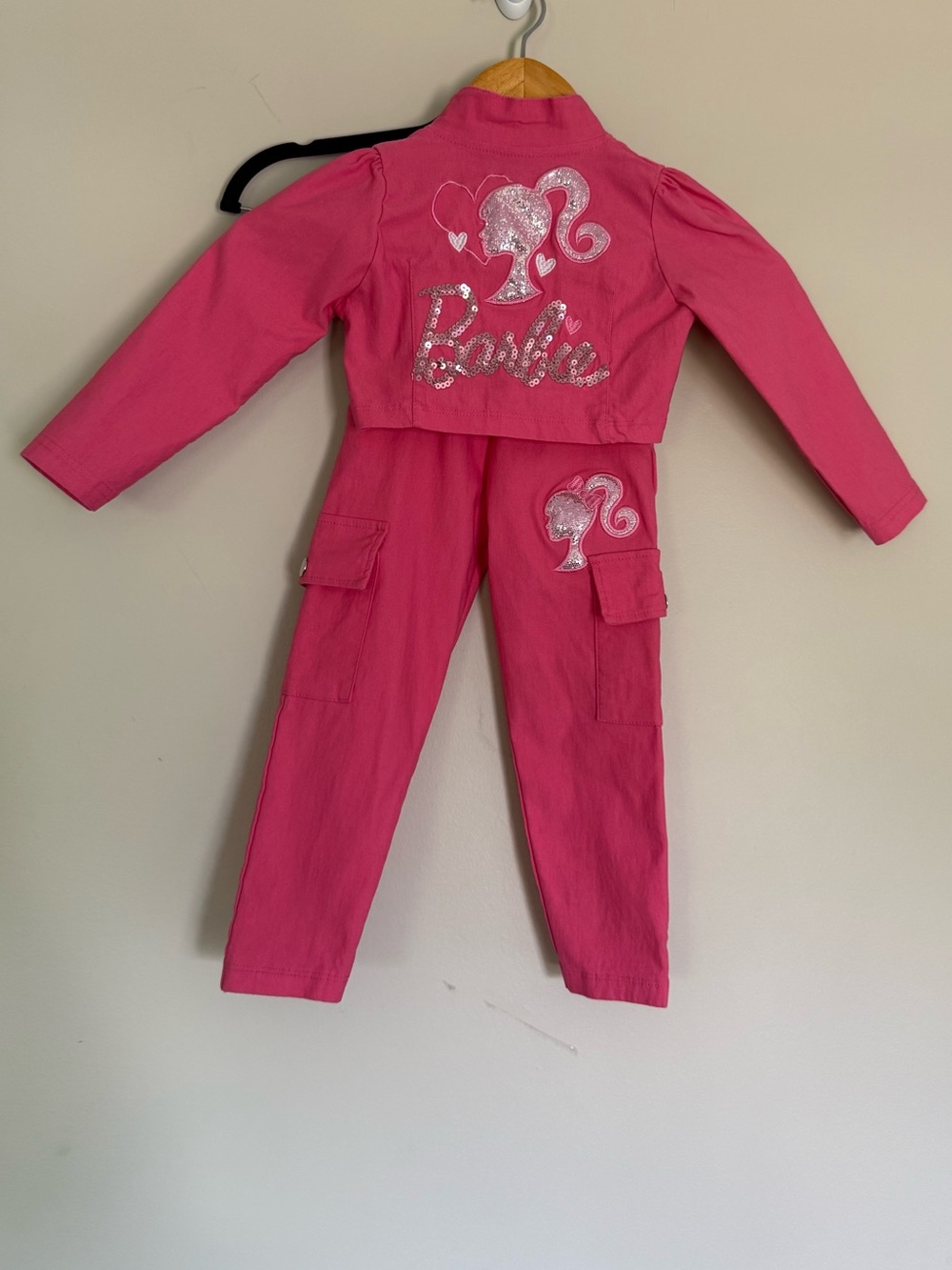 Girls Barbie Sequin Pink Cropped Button-Up Jacket & Cargo Pants
Matching Set 6
